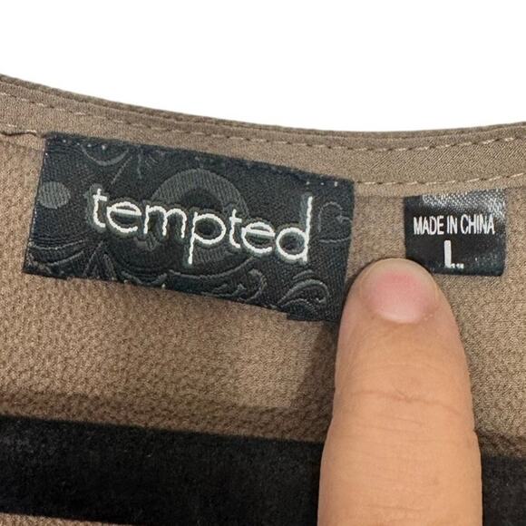 Tempted Brown Zip Front Roll Tab Sleeve Blouse Women’s Large Business Casual - Picture 2 of 4